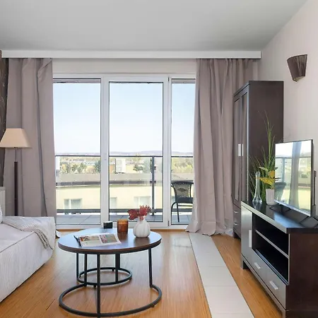 Functional & Modern With Parking And Balcony By Renters Lejlighed Poznań